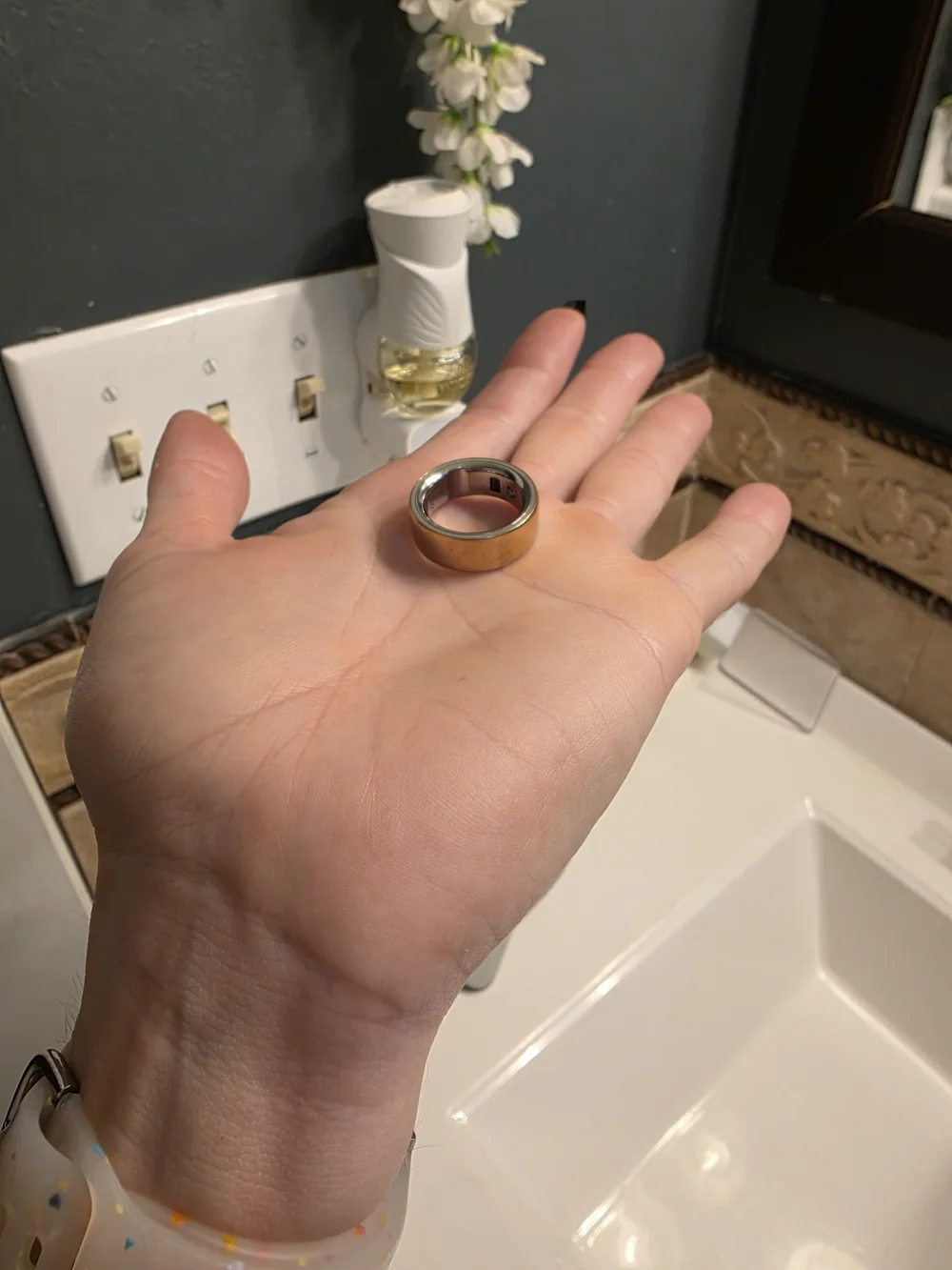 Oura 4 Gold Size 7